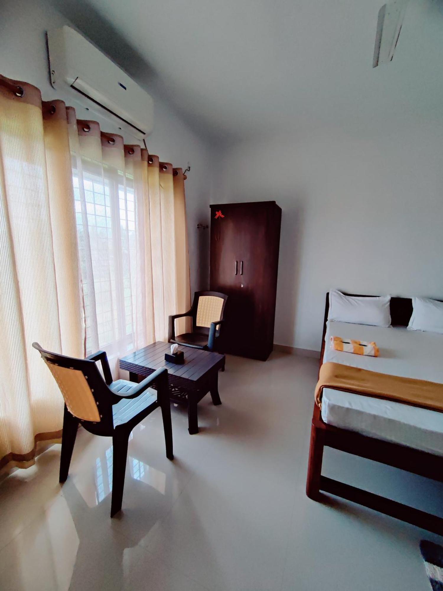 Shivaay Inn Alibag Bagian luar foto